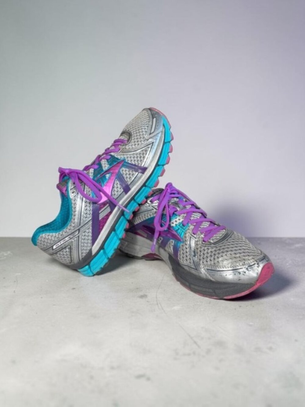 Brooks Adrenaline GTS 17 Women’s 10 B Silver Purple Stability Running Shoes